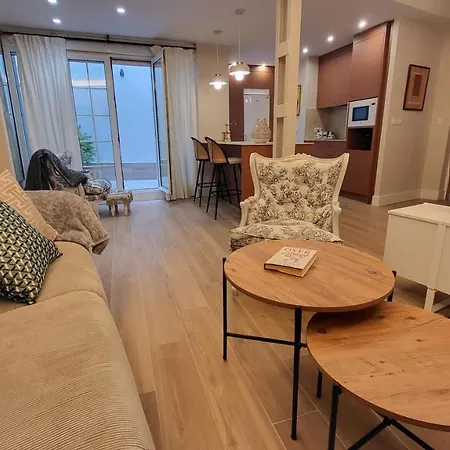 Rentalsevilla En La Plaza Del Salvador Apartamento *